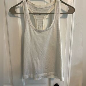 Lululemon Swiftly Tech Racerback Tank Top 2.0 Race Length